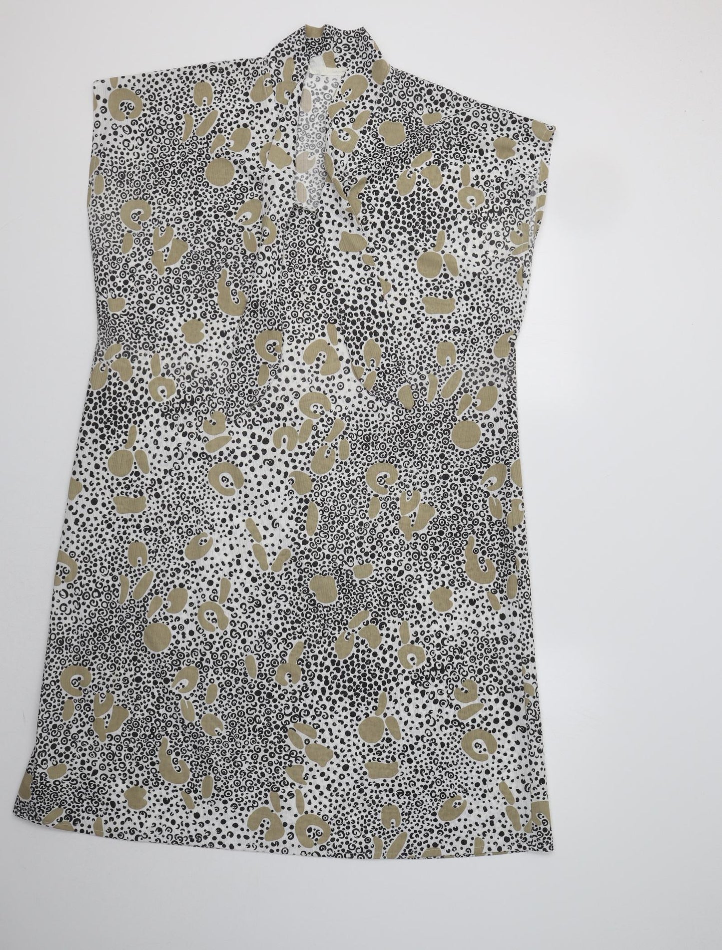 Preworn Womens White Animal Print Polyester Sheath  Size 20 V-Neck