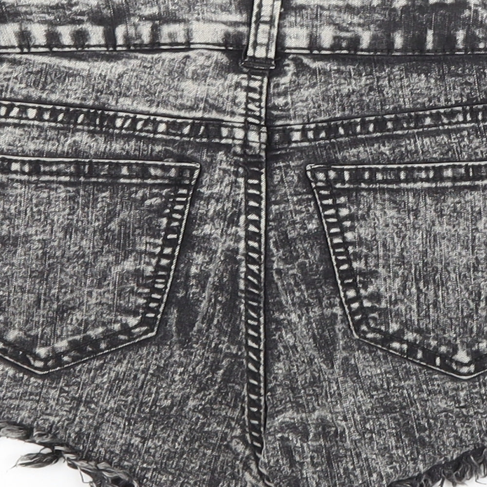 H&M Womens Grey  Cotton Cut-Off Shorts Size 6 L8 in Regular