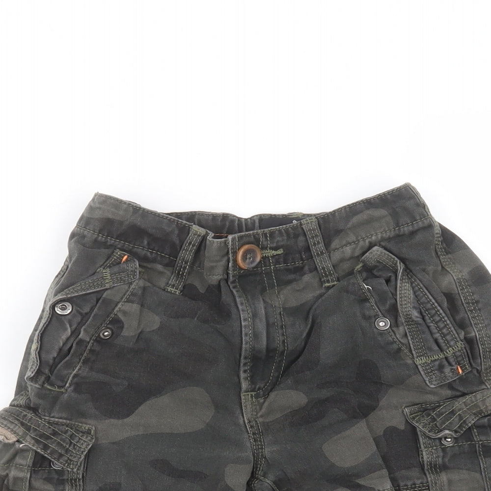 Threadboys Boys Green Camouflage Cotton Cargo Shorts Size 7-8 Years  Regular