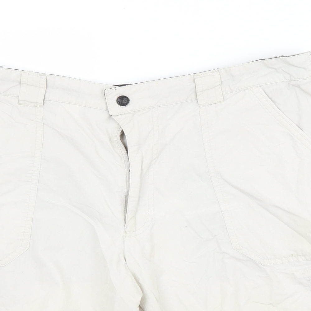 M&S Mens White  Cotton Cargo Shorts Size 38 in L10 in Regular