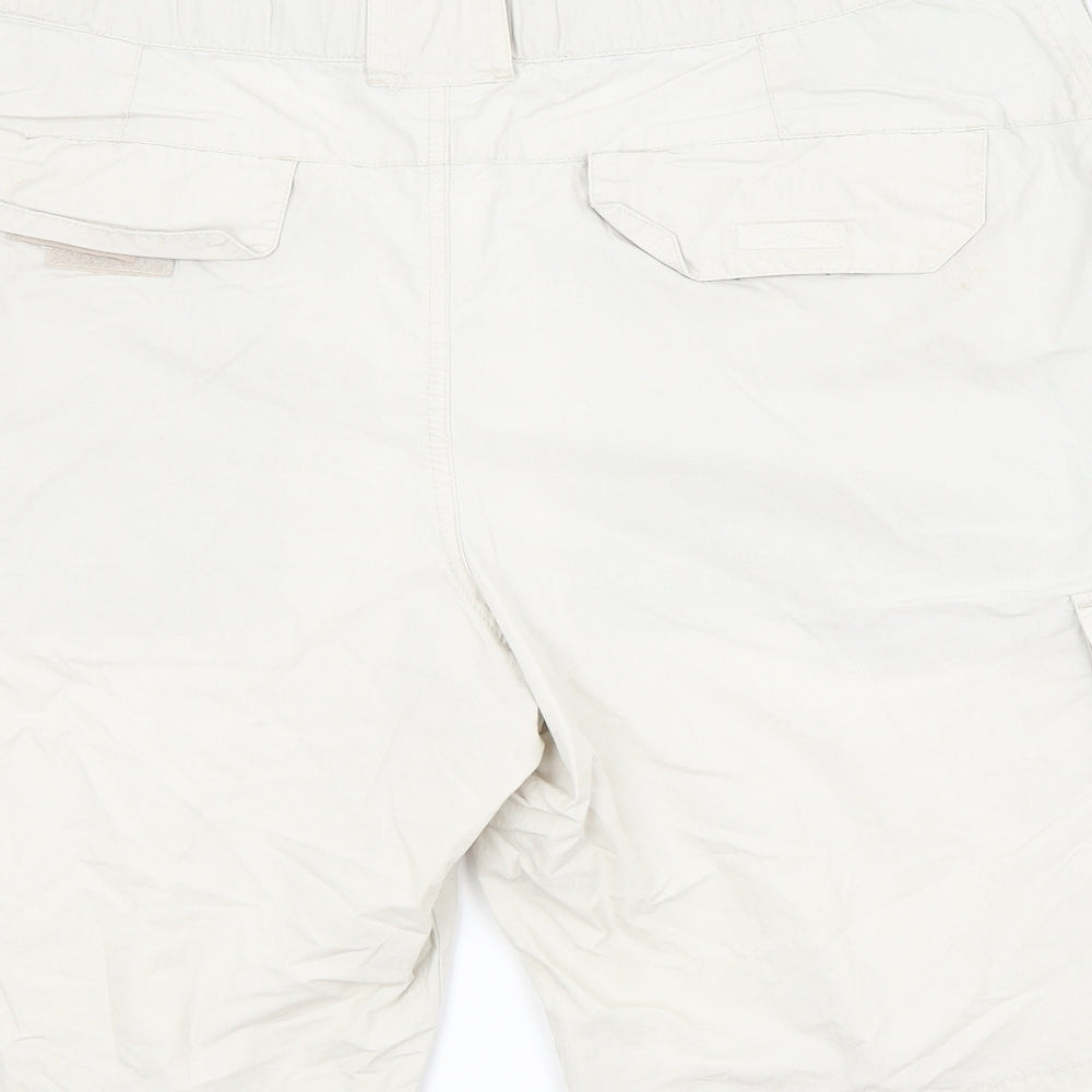 M&S Mens White  Cotton Cargo Shorts Size 38 in L10 in Regular