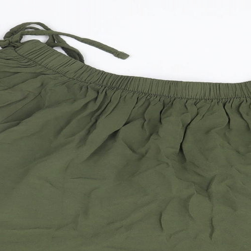 Select Womens Green  Viscose Basic T-Shirt Size 10 Round Neck