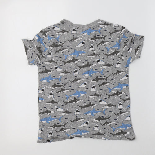 Primark Boys Grey Geometric Cotton Basic T-Shirt Size 7-8 Years Crew Neck  - Shark Print