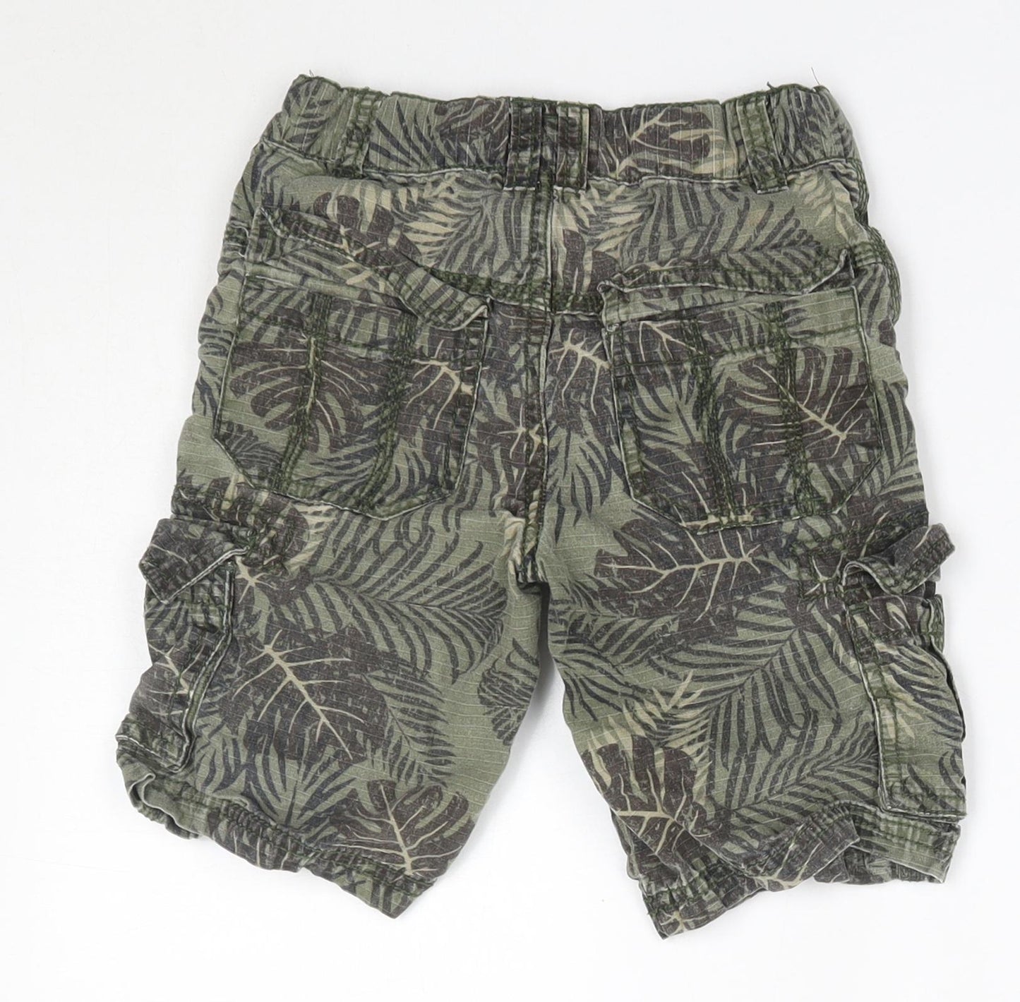F&F Boys Green  100% Cotton Sweat Shorts Size 5-6 Years  Regular