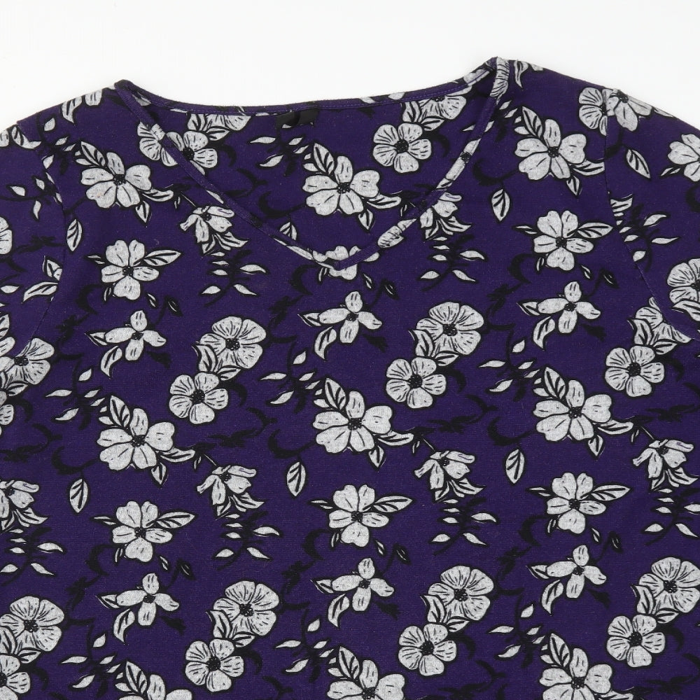 Preworn Womens Purple Floral Polyester Basic T-Shirt Size 28 V-Neck