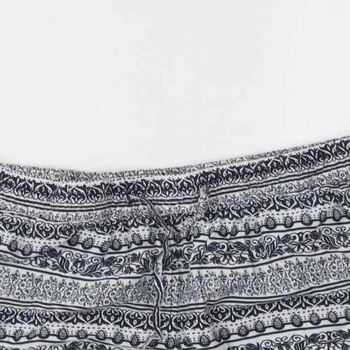 Primark Womens Blue Geometric Viscose Bermuda Shorts Size 8 L3 in Regular