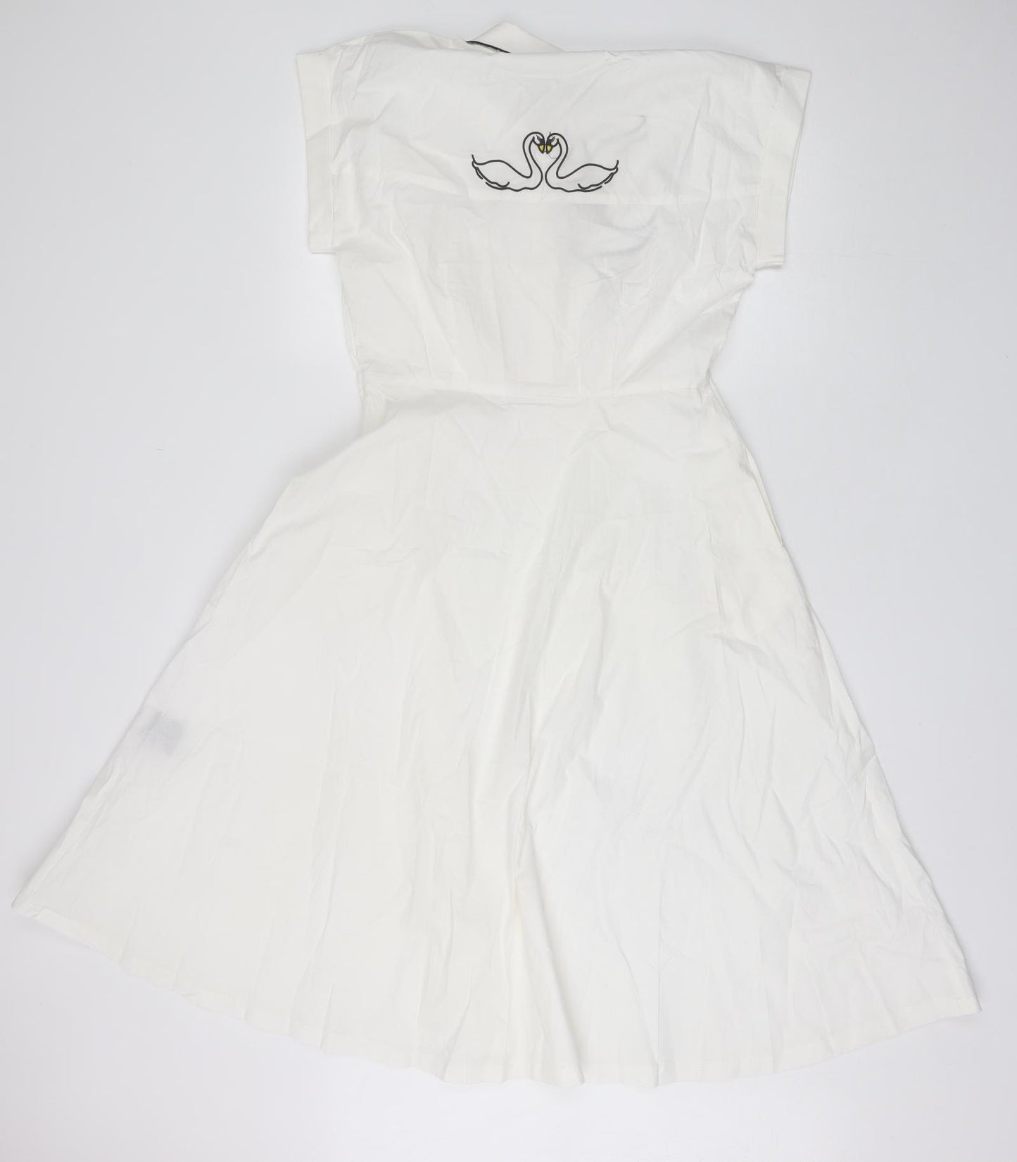 BANNED Womens White  Cotton Shift  Size L  Collared  - Swan