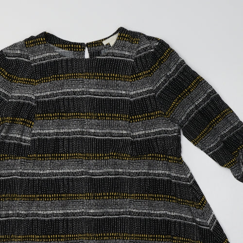 H&M Womens Black Geometric Viscose A-Line  Size 14  Round Neck