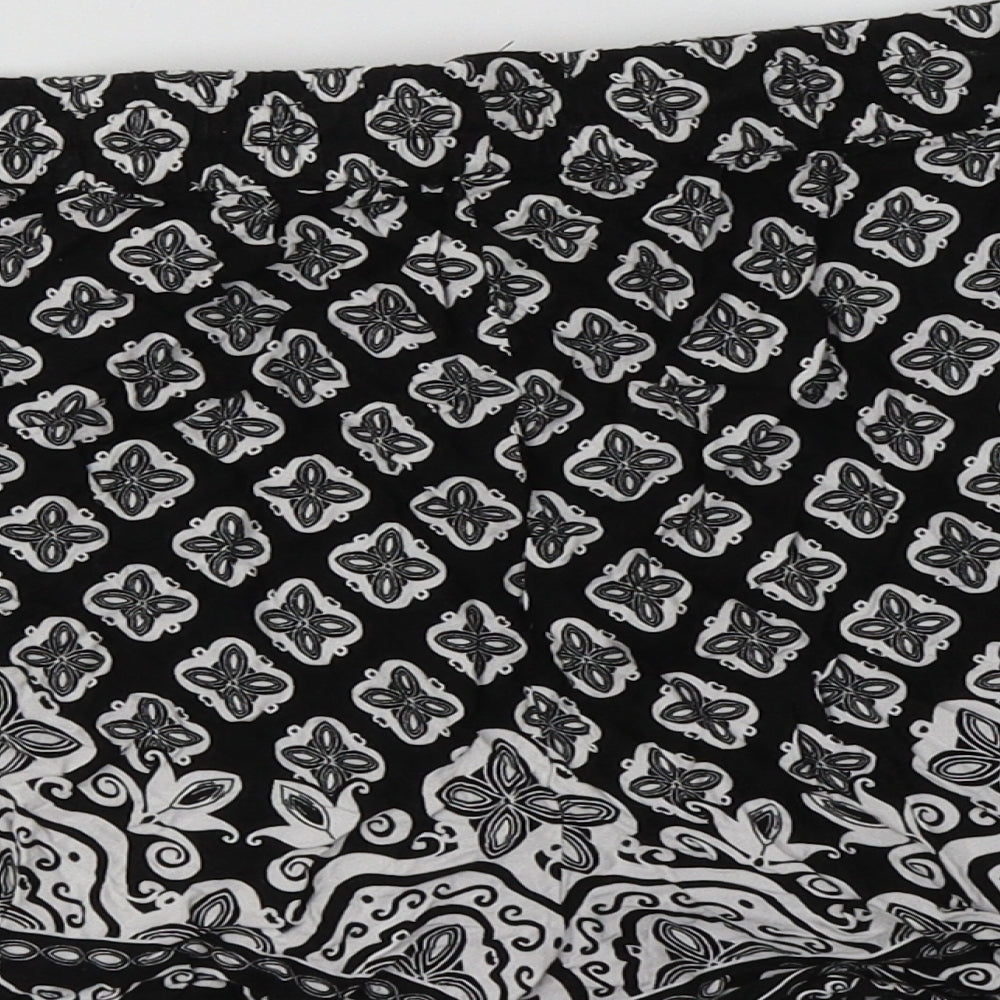 Papaya Womens Black Geometric Viscose Bermuda Shorts Size 14 L5 in Regular