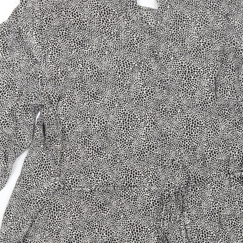 Primark Womens Black Animal Print Viscose Basic Blouse Size 10 Round Neck
