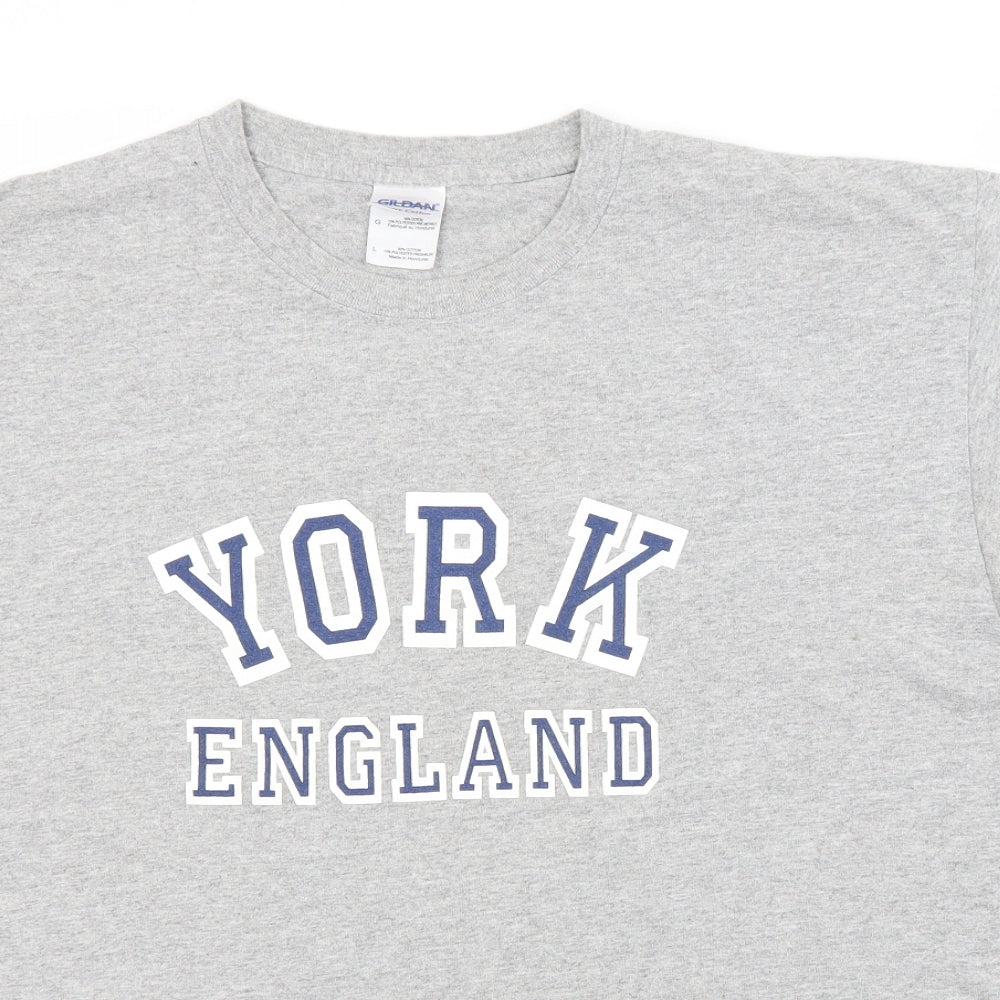 Gildan Mens Grey  Cotton  T-Shirt Size L Round Neck  - York England