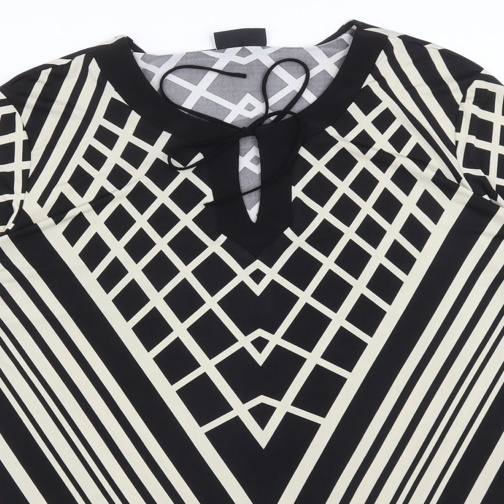 Wallis Womens Multicoloured Geometric Viscose Basic T-Shirt Size XL Round Neck