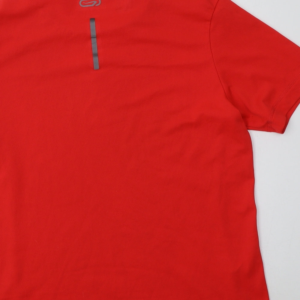 DECATHLON Mens Red  Polyester Basic T-Shirt Size M Crew Neck