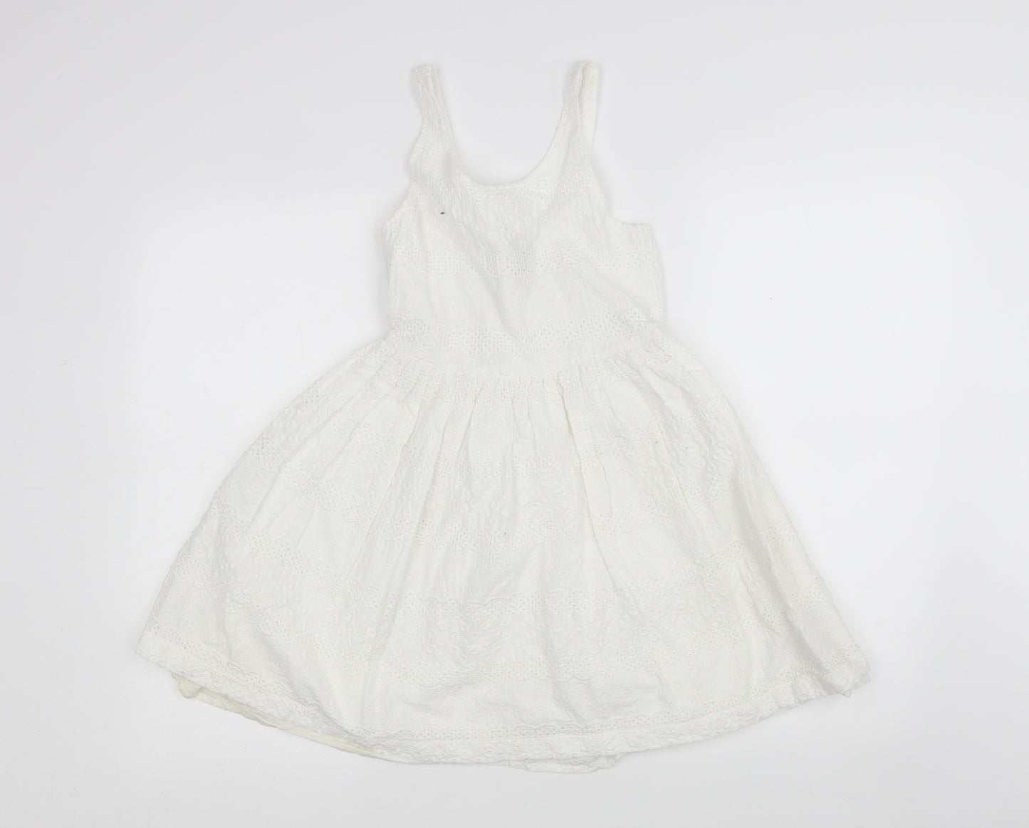 Gap Girls White  Cotton A-Line  Size 10-11 Years  Round Neck