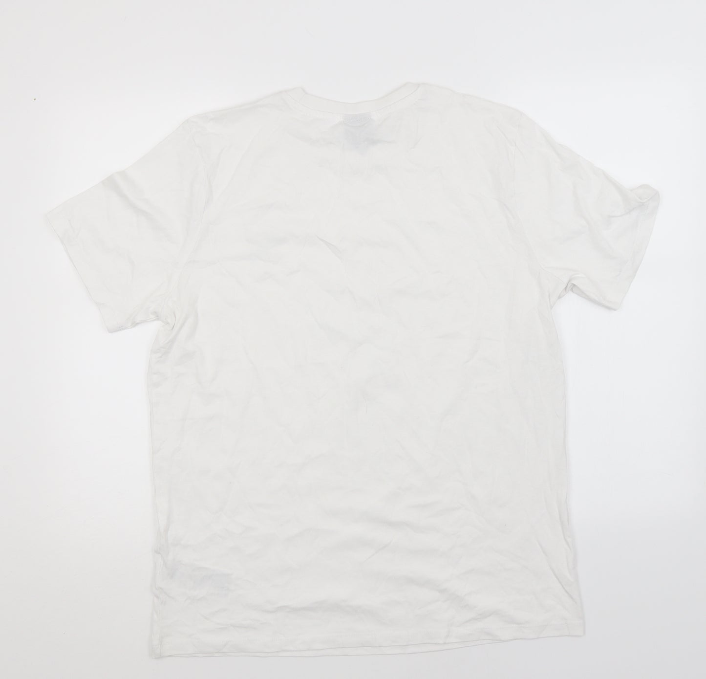 Umbro Mens White  Cotton  T-Shirt Size L Round Neck