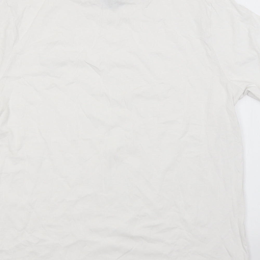 Umbro Mens White  Cotton  T-Shirt Size L Round Neck