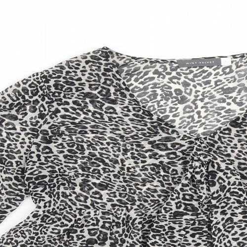 MINT VELEVT Womens Multicoloured Animal Print Polyester Basic Blouse Size 12 V-Neck