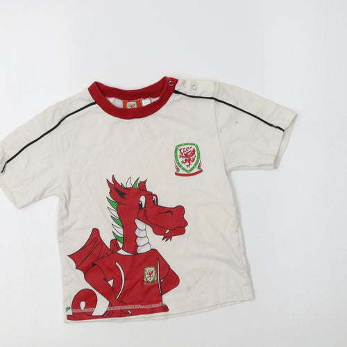 Preworn Baby White  Cotton Basic T-Shirt Size 18-24 Months Crew Neck  - Wales