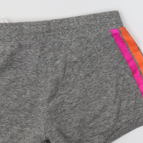 Conver Girls Grey  Cotton Sweat Shorts Size 9-10 Years  Regular