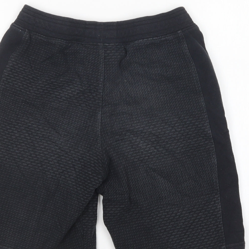 Under armour Boys Black  Cotton Sweat Shorts Size M  Regular
