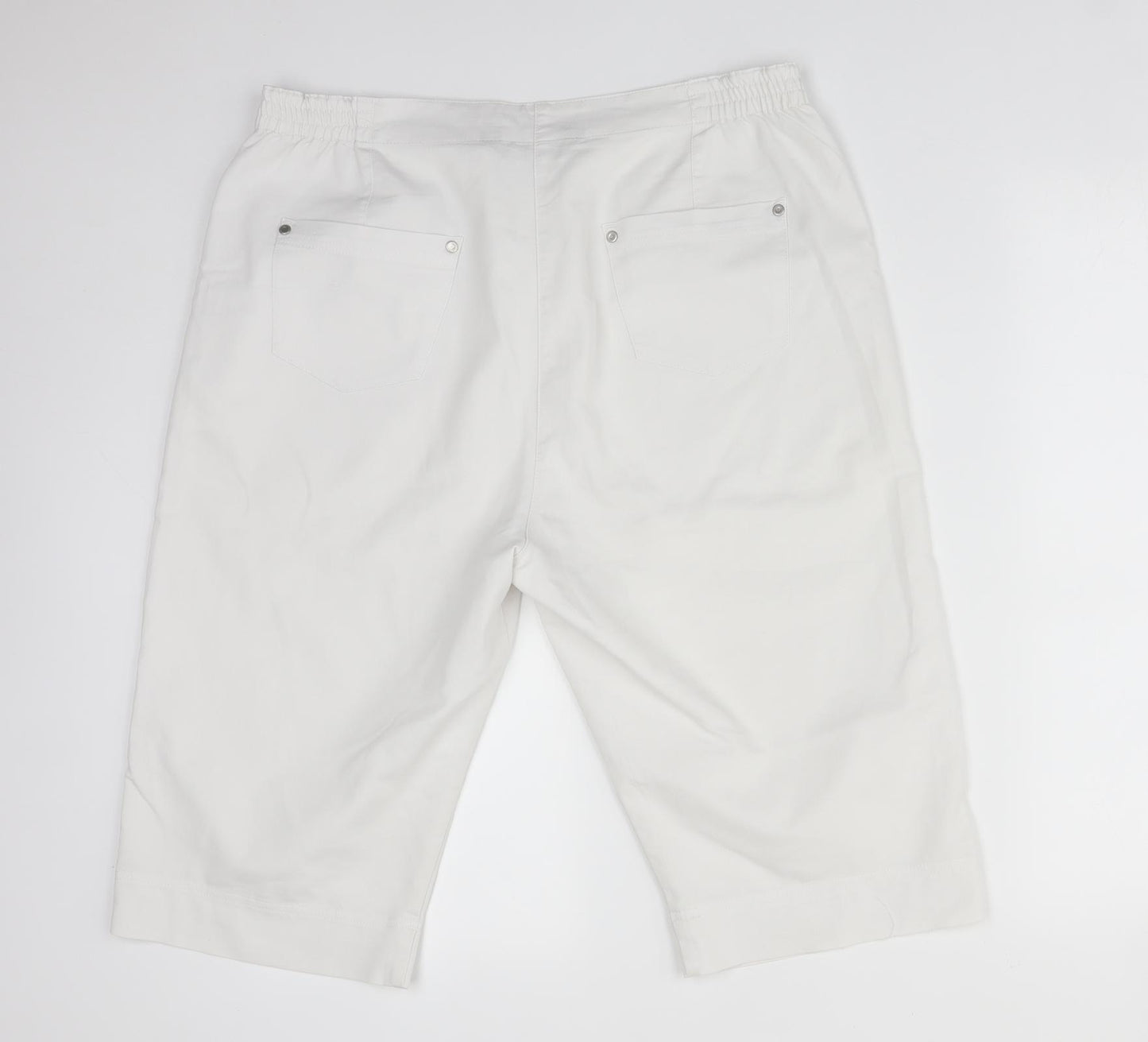 Black Pepper Womens White  Cotton  Shorts Size 14 L15 in Regular