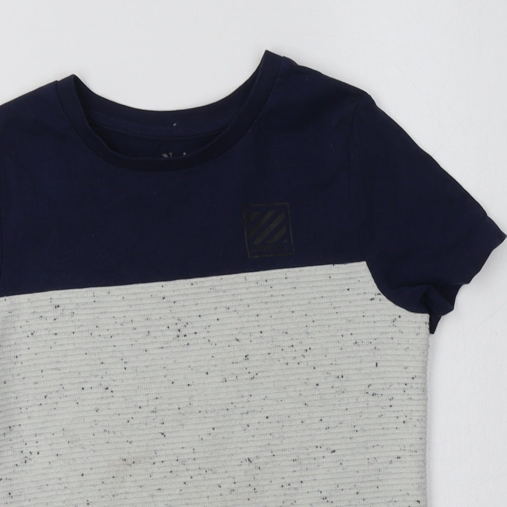 Nutmeg Boys Blue Colourblock Cotton Basic T-Shirt Size 6-7 Years Crew Neck