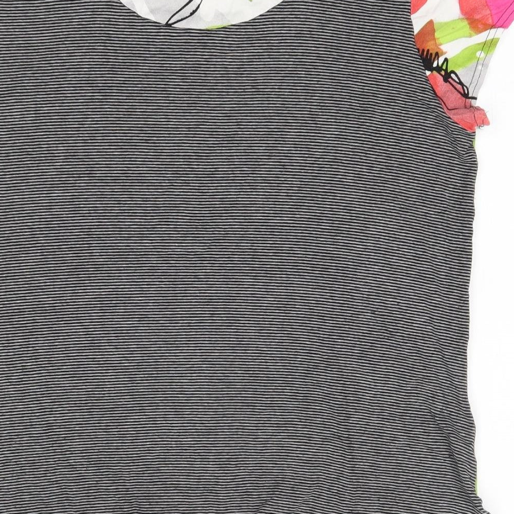 Q'neel Womens Multicoloured  Viscose Basic T-Shirt Size 14 Round Neck