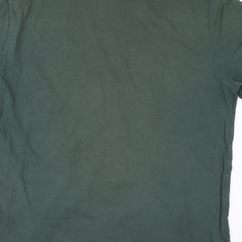 TU Mens Green  Cotton  T-Shirt Size L Round Neck  - shinjuku japan