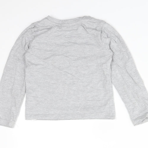 Primark Girls Grey  Cotton Basic T-Shirt Size 5-6 Years Round Neck  - COLLECT BEAUTIFUL MOMENTS