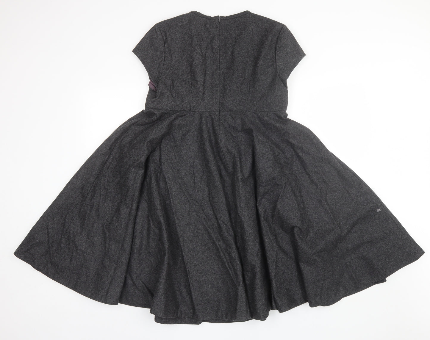 Unique Womens Grey  Wool Jumper Dress  Size 12  Round Neck