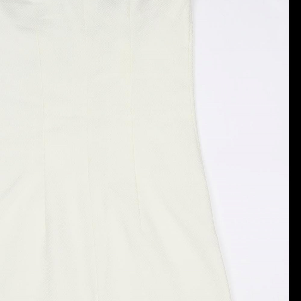 Quiosque Womens Ivory Houndstooth  Pencil Dress  Size 10  Round Neck Button - Seam detail down front Unlined Same colour pattern