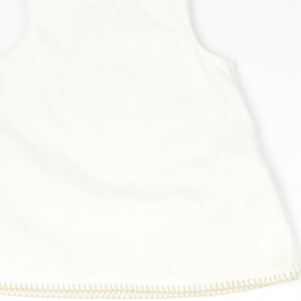 Disney Baby White  Polyester Basic T-Shirt Size 3-6 Months Round Neck  - WINNIE THE POOH
