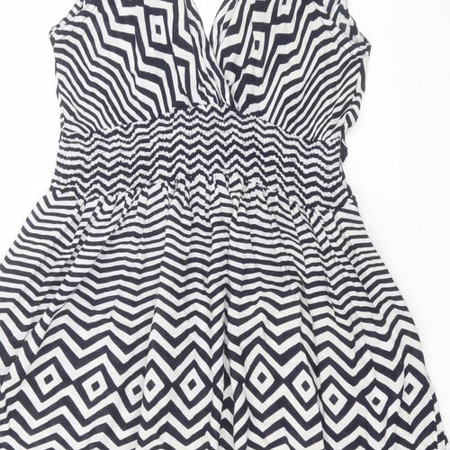 Intuition Womens White Geometric Viscose A-Line  Size L  V-Neck