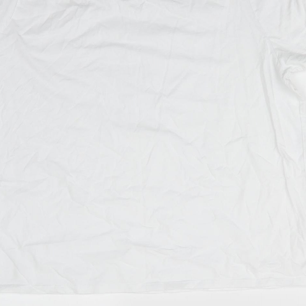 Florence and Fred Mens White  Cotton  T-Shirt Size 13 Round Neck  - Lightly gathered shoulders