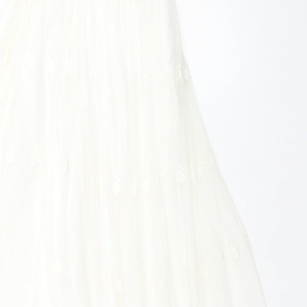 Think Pink Womens White Floral  Ball Gown  Size 10  Round Neck