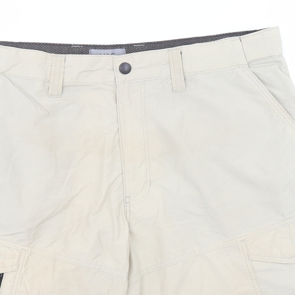 Marks and Spencer Mens Green  Cotton Cargo Shorts Size 36 in L12 in Regular