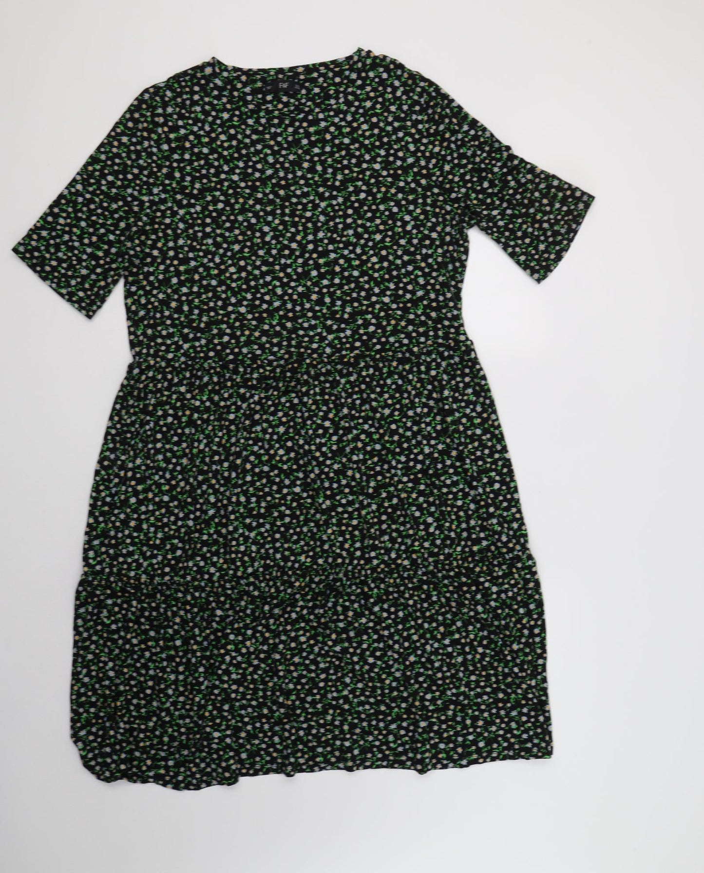 F&F Womens Black Floral Viscose A-Line  Size 18  Crew Neck  - Tiered