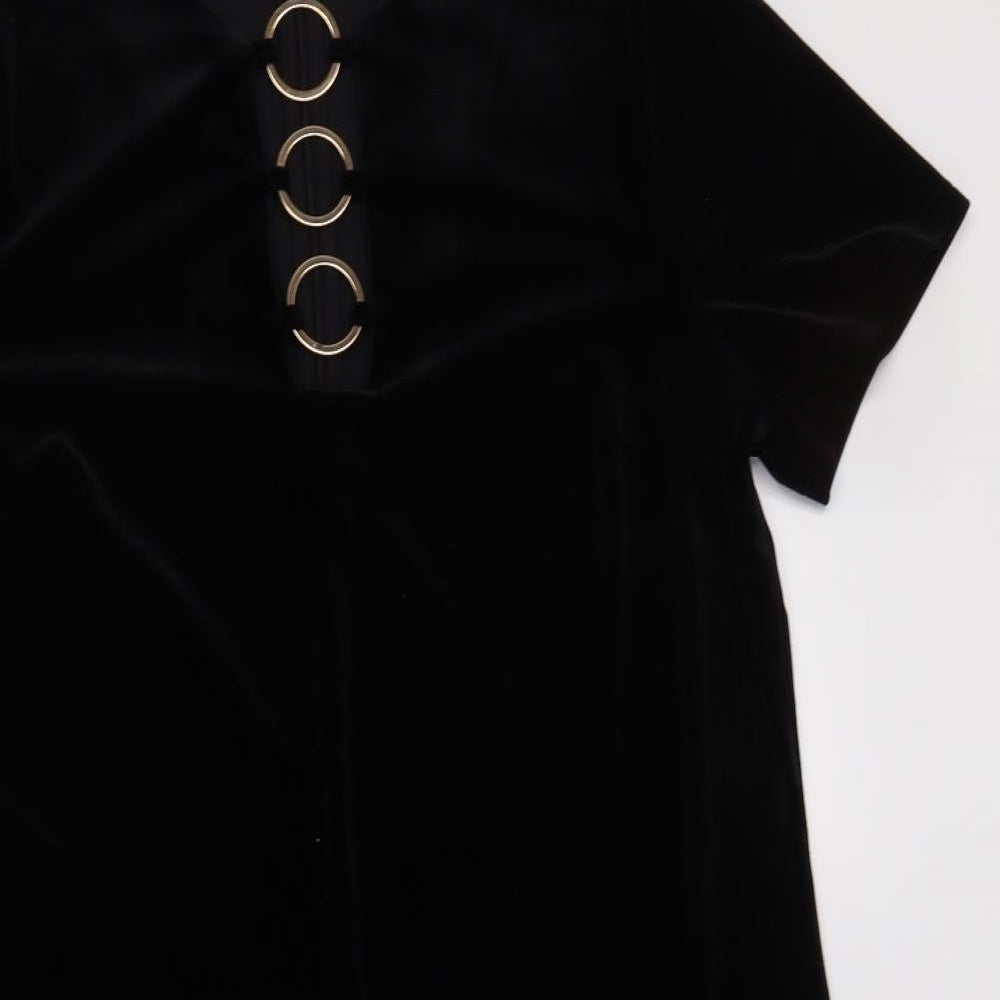 Glamorous Womens Black  Polyester A-Line  Size 16  Round Neck  - Neckline Detail