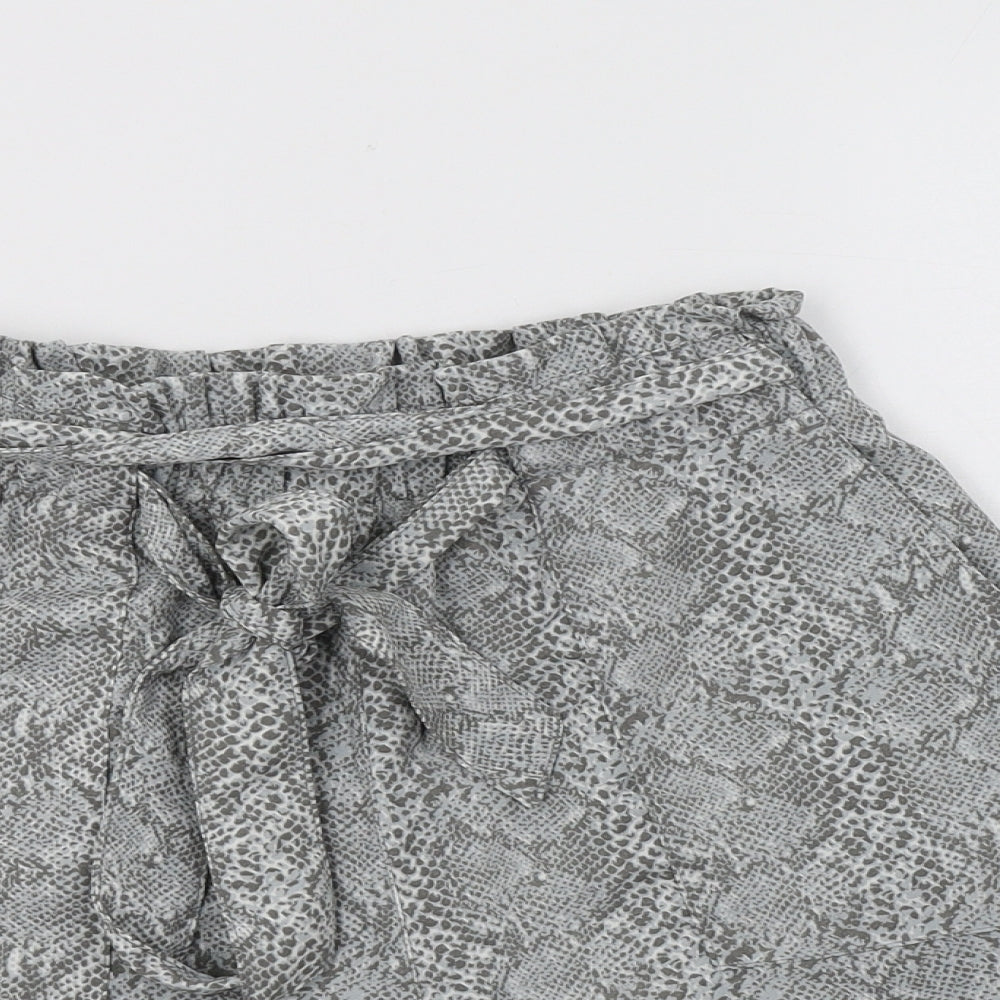 New Look Womens Grey Animal Print Polyester Paperbag Shorts Size 10 L4 in Regular