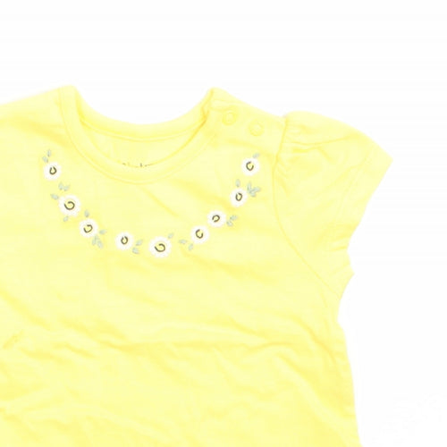 Nutmeg Girls Yellow Floral Cotton Basic T-Shirt Size 3-6 Months Round Neck Snap - Embroidered daisies around front neck