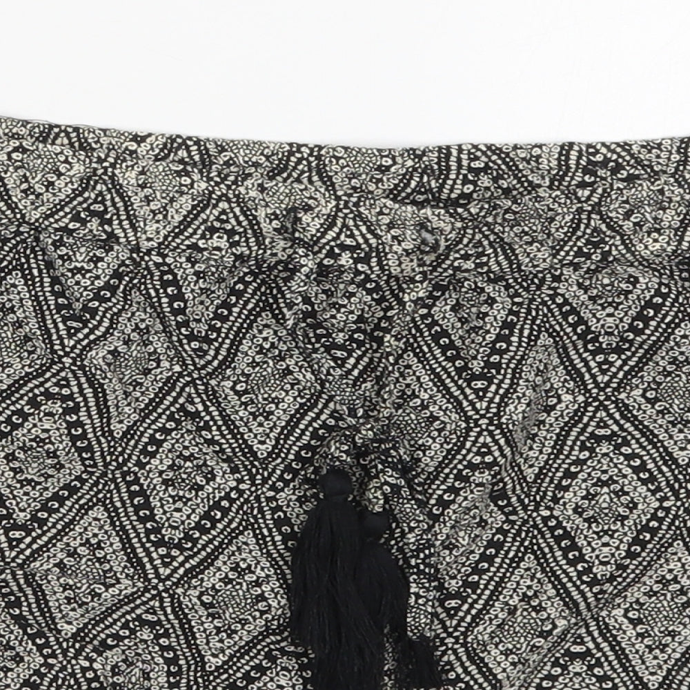 Atmosphere Womens Black Geometric Viscose Mom Shorts Size 14  Regular  - Beige