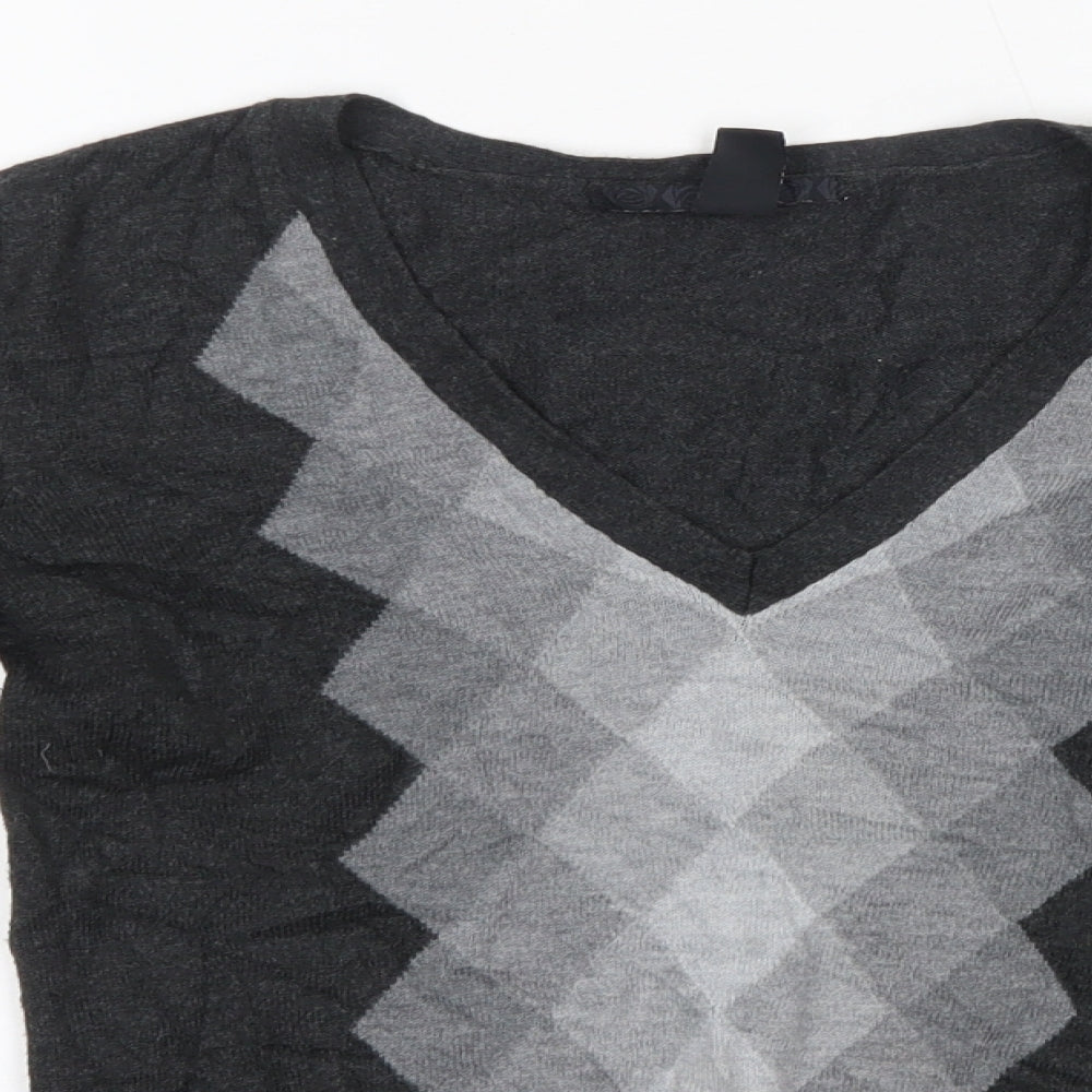 H&M Womens Grey V-Neck  Acrylic Pullover Jumper Size 6