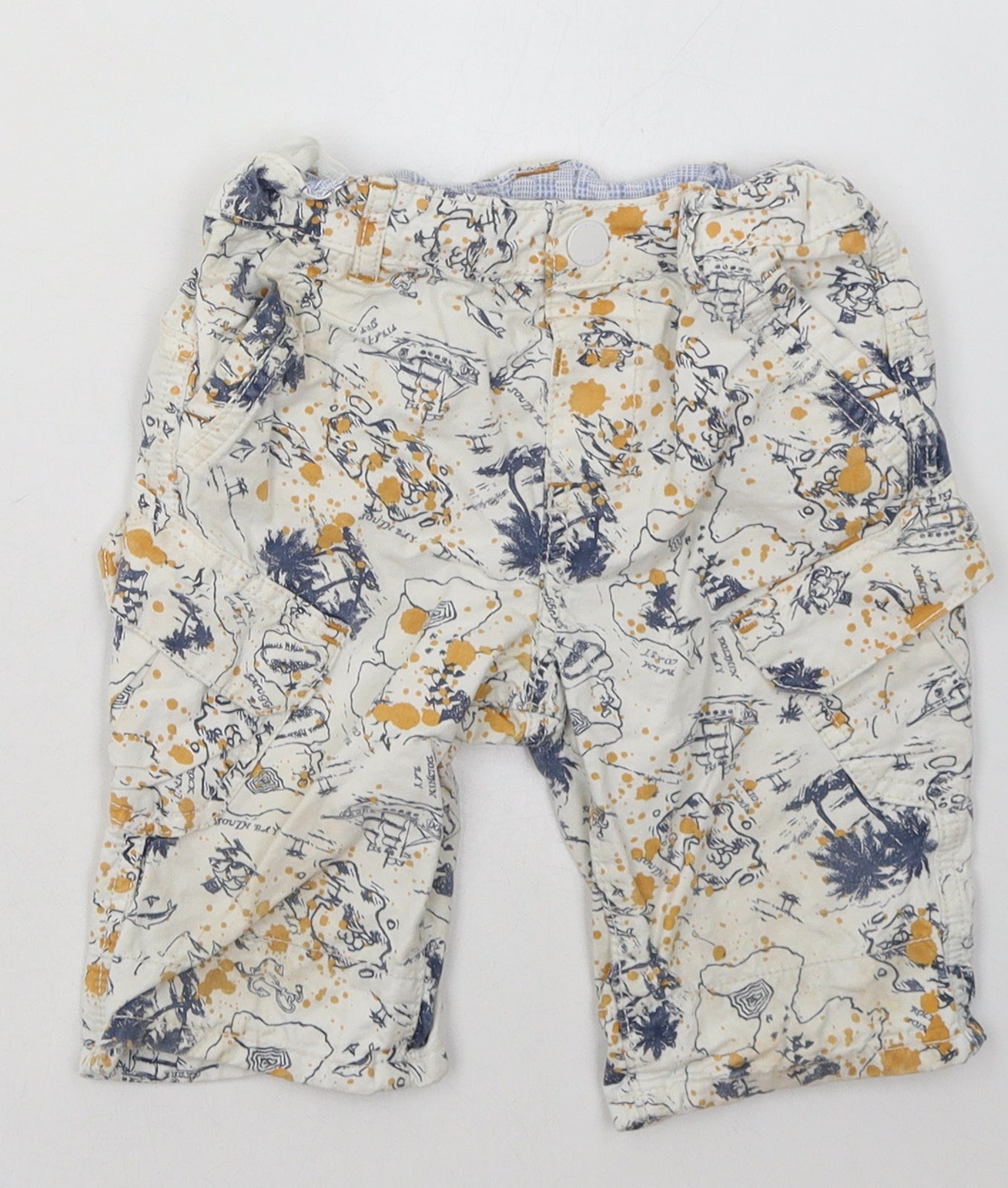 Nutmeg Boys Beige Geometric Cotton Bermuda Shorts Size 5-6 Years  Regular Buckle
