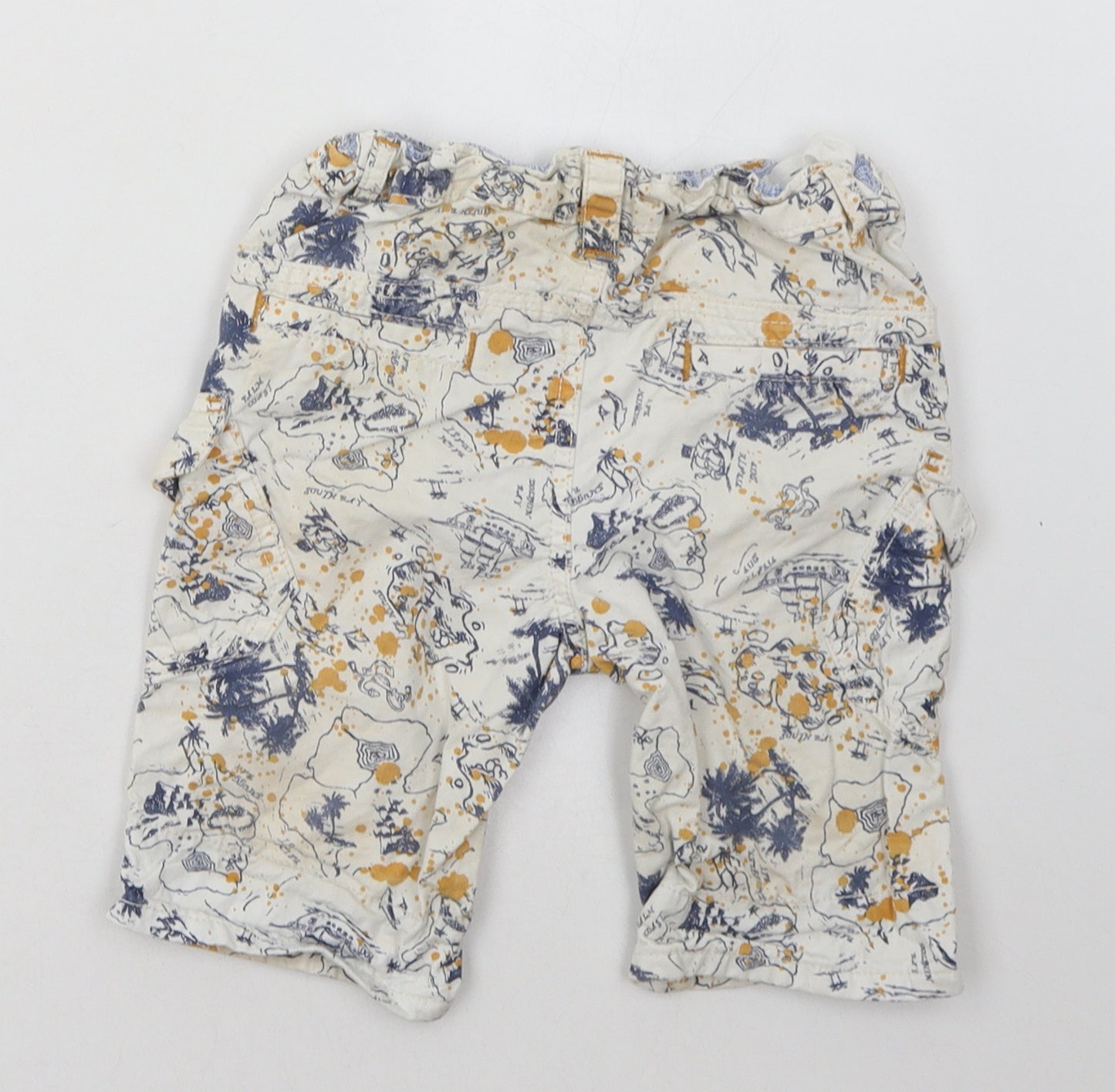 Nutmeg Boys Beige Geometric Cotton Bermuda Shorts Size 5-6 Years  Regular Buckle