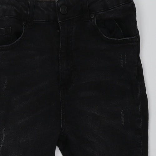 River Island Boys Black  Cotton Bermuda Shorts Size 9-10 Years  Regular Buckle