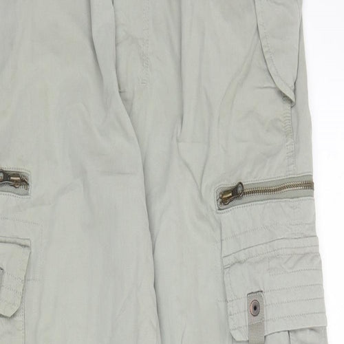 Preworn Womens Green  Cotton Cargo Trousers Size 32 in L28 in Regular Zip