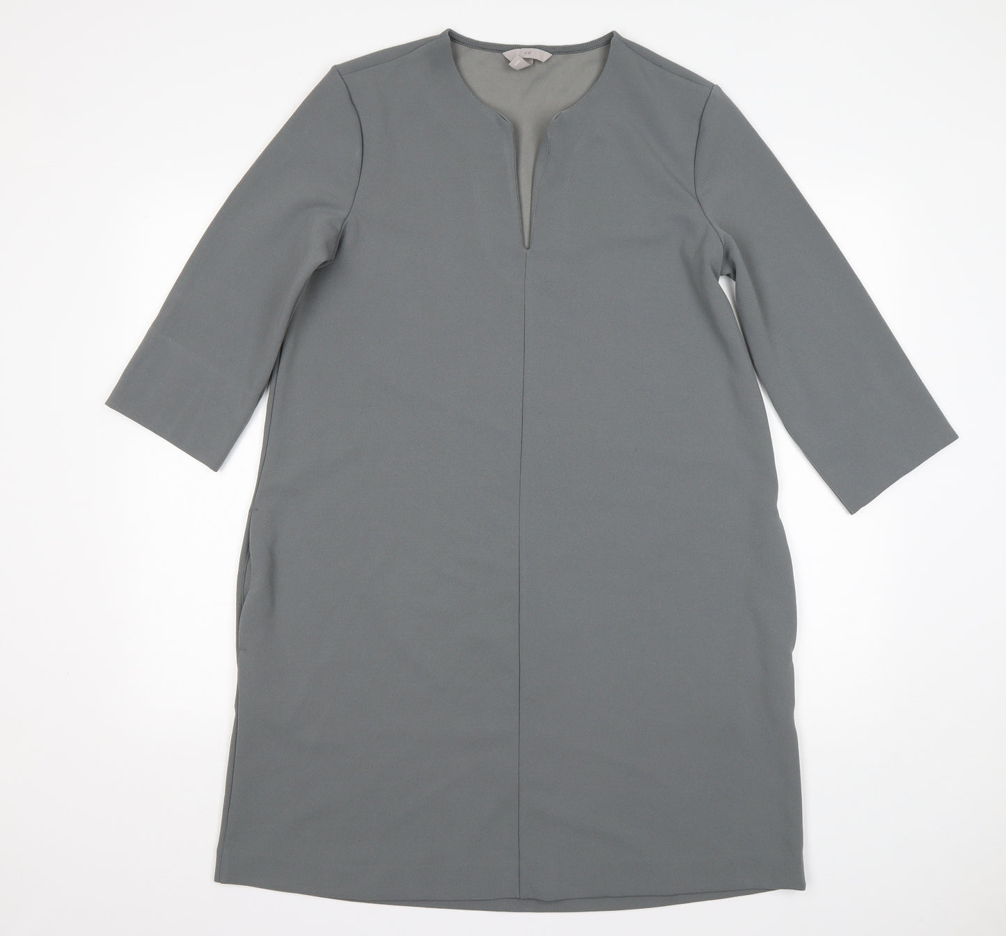 H&M Womens Grey  Polyester A-Line  Size M  V-Neck