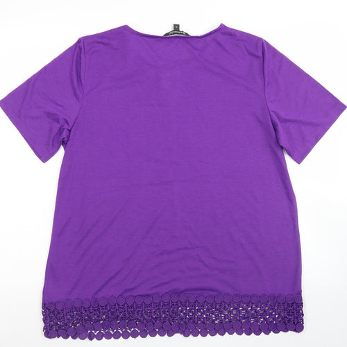 Bonmarché Womens Purple  Polyester Basic T-Shirt Size 16 Round Neck - crochet hemline