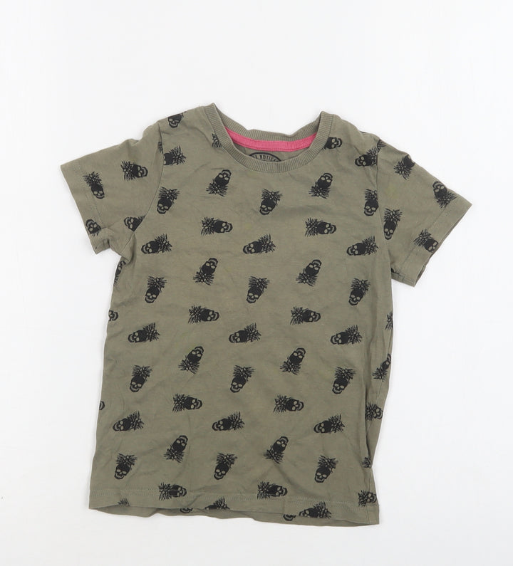 Matalan Boys Green Geometric Cotton Basic T-Shirt Size 4 Years Crew Neck  - Skull Print