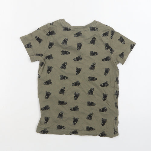 Matalan Boys Green Geometric Cotton Basic T-Shirt Size 4 Years Crew Neck  - Skull Print
